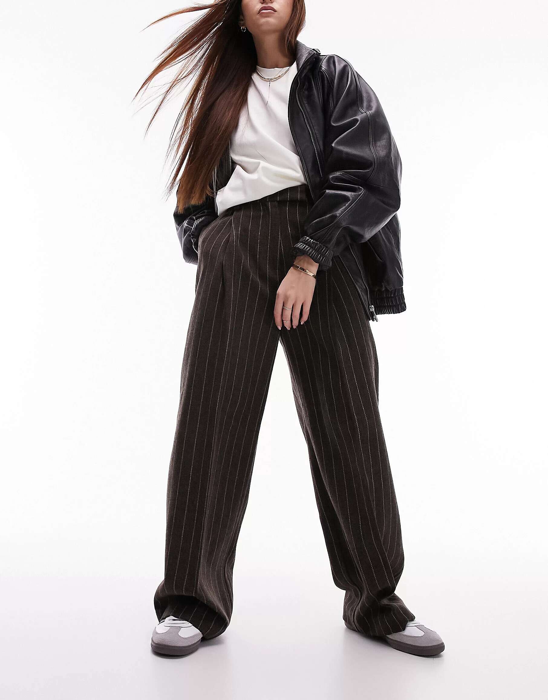 Коричневые шерстяные брюки в тонкую полоску Topshop брюки cong xi коричневые шерстяные 42 размер