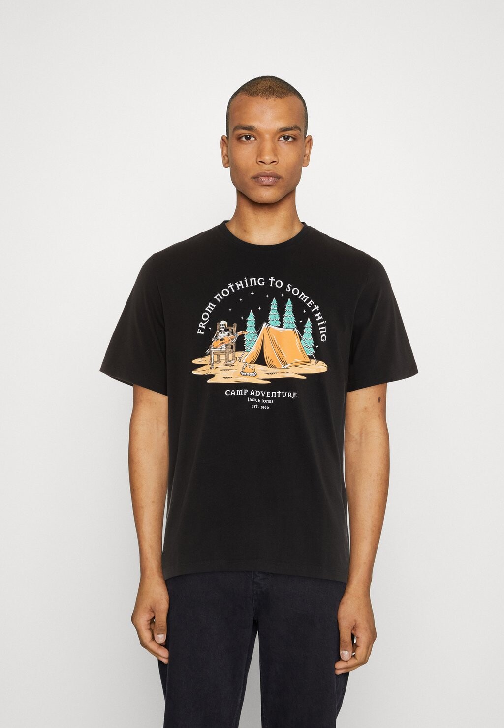 

Футболка с принтом Jack & Jones, черный