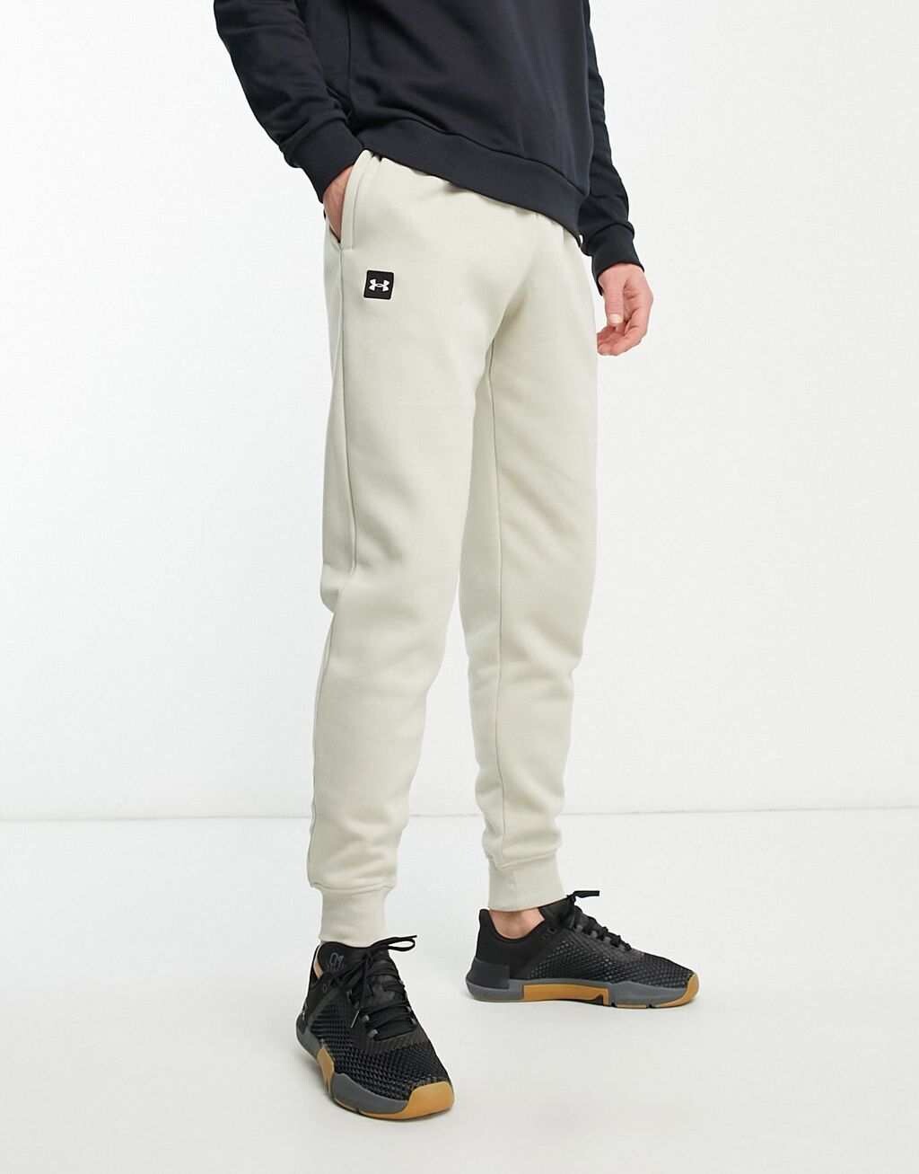 

Кремовые флисовые джоггеры Under Armour