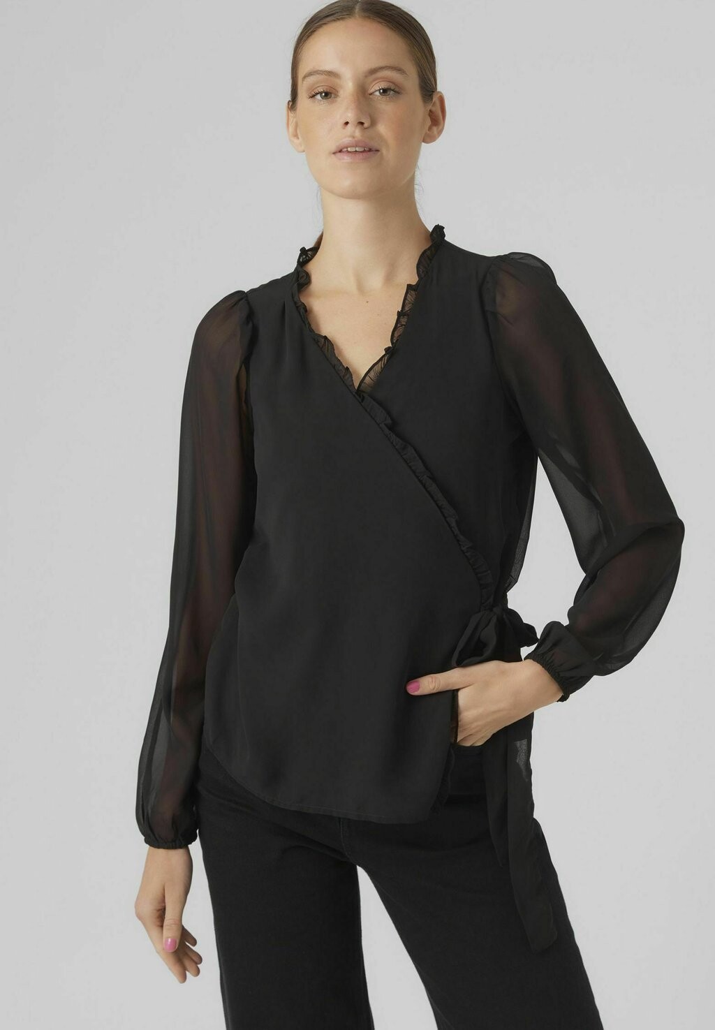 

Блузка Vero Moda, цвет black
