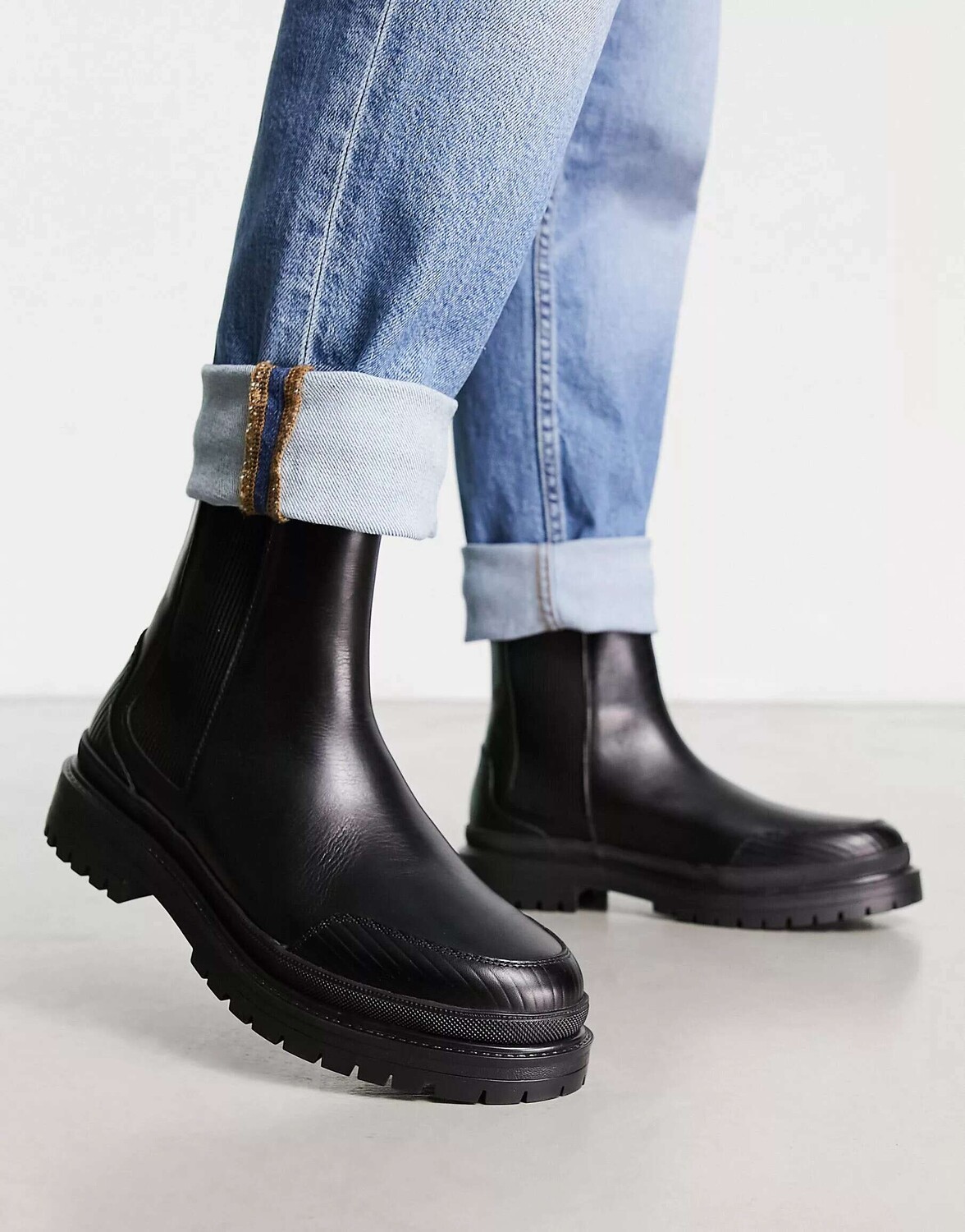 

Черные высокие ботинки River Island, Черный
