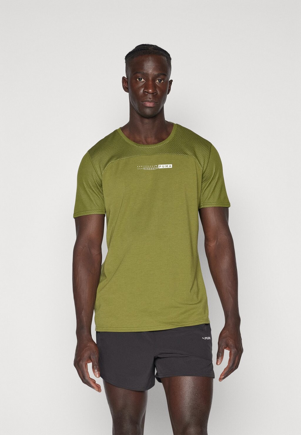 Спортивная футболка DRIRELEASE TEE Puma, цвет olive green спортивная футболка train cat tee puma цвет olive green heather