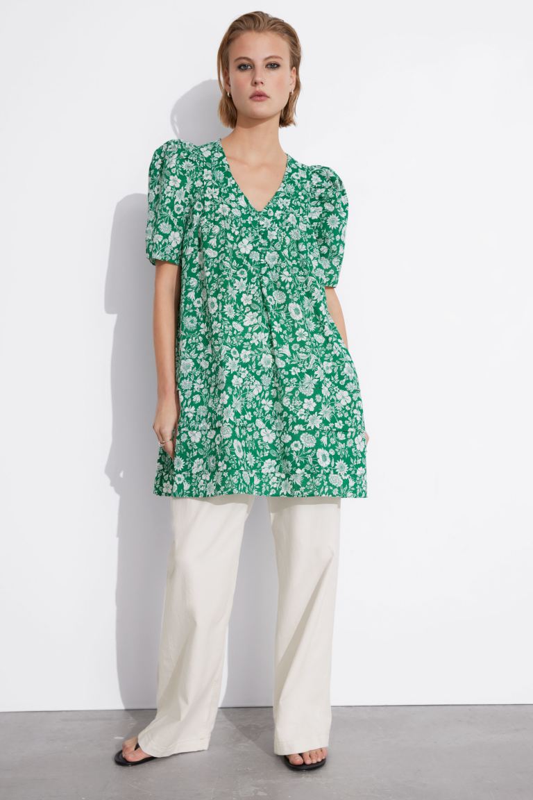 Платье А-силуэта с короткими рукавами и другие истории H&M, зеленый