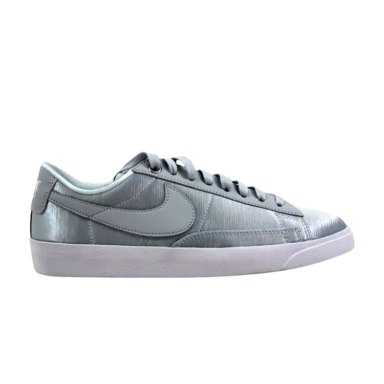 

Кроссовки Nike Wmns Blazer Low SE 'Pure Platinum', серебряный, Серебристый