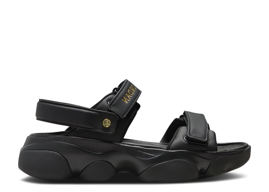 

Кроссовки Air Jordan Wmns Jordan Deja Sandal 'Black Metallic Gold', черный