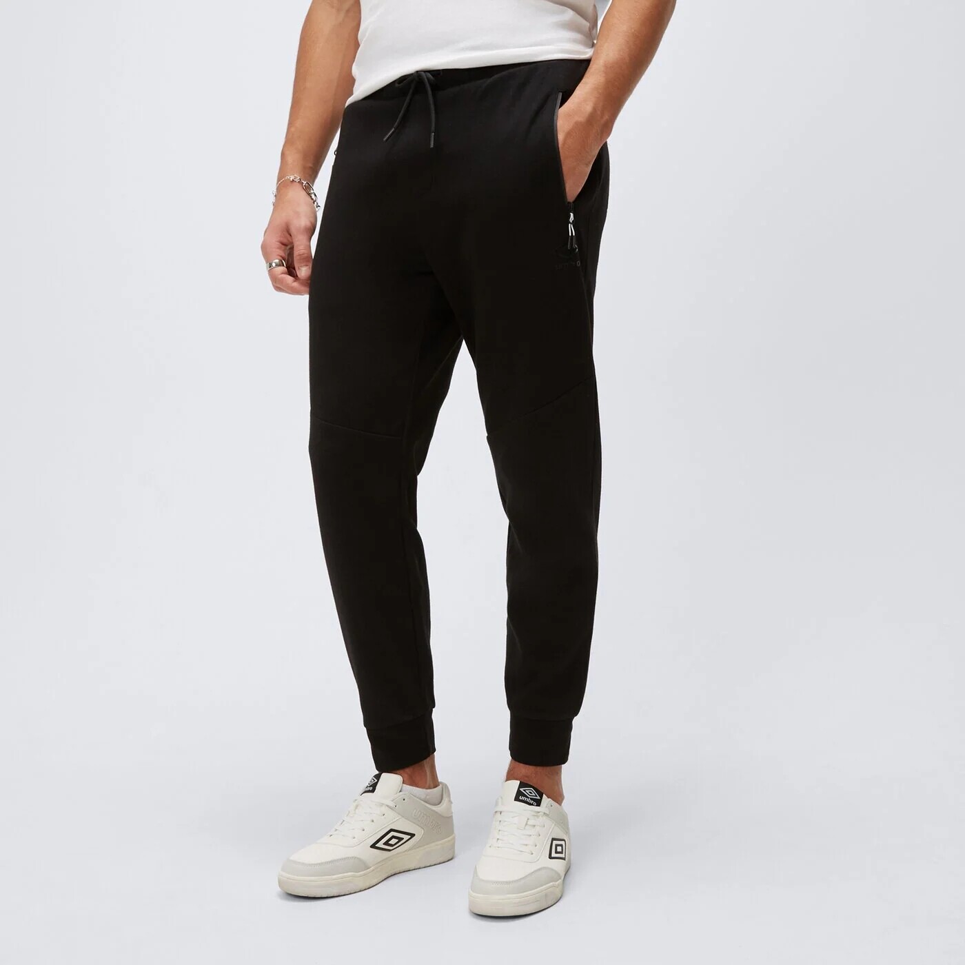 

Брюки Umbro Senga, черный