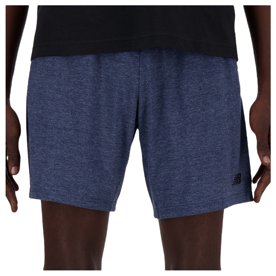 цена Тренировочные брюки New Balance Sport Essentials Short 7'', темно синий