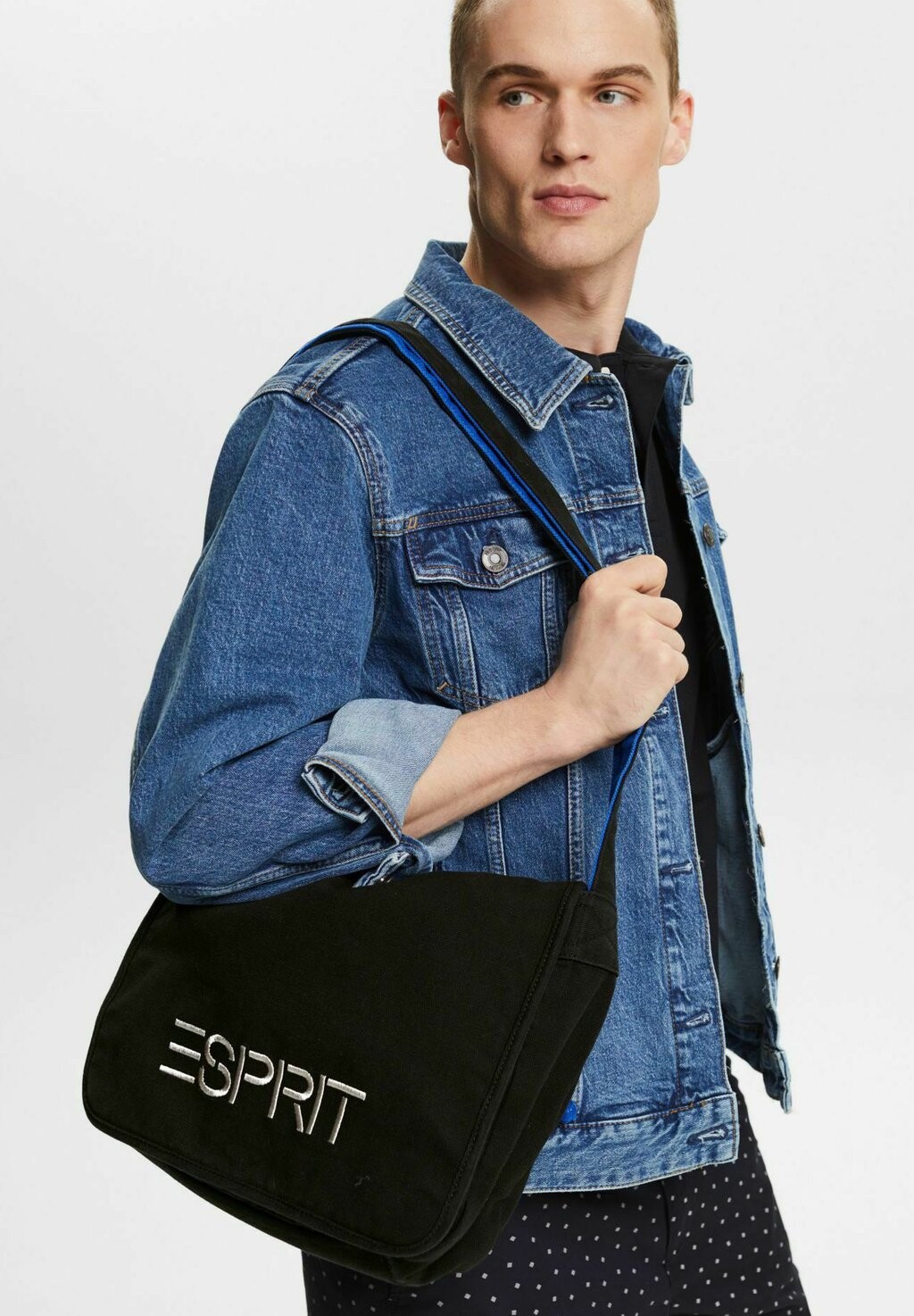 

Сумка через плечо MIT LOGO Esprit, черный