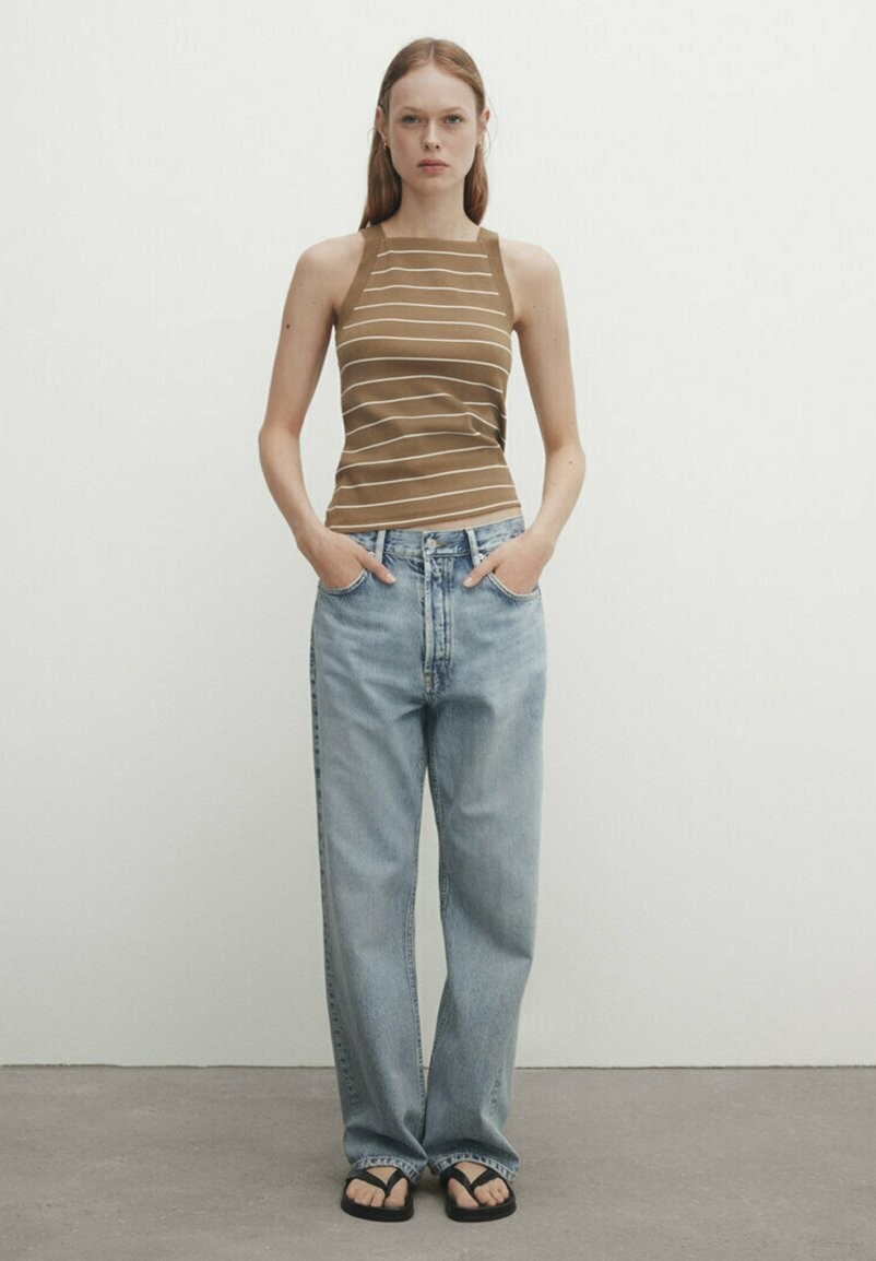 

Топ Massimo Dutti