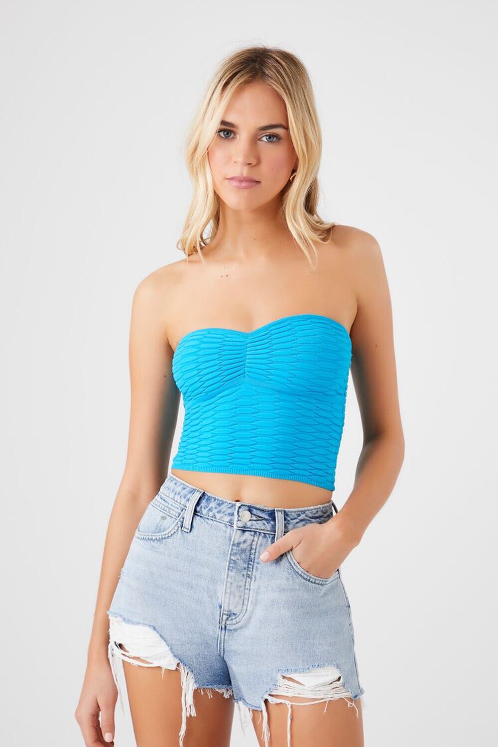 

Укороченный топ без рукавов Forever 21