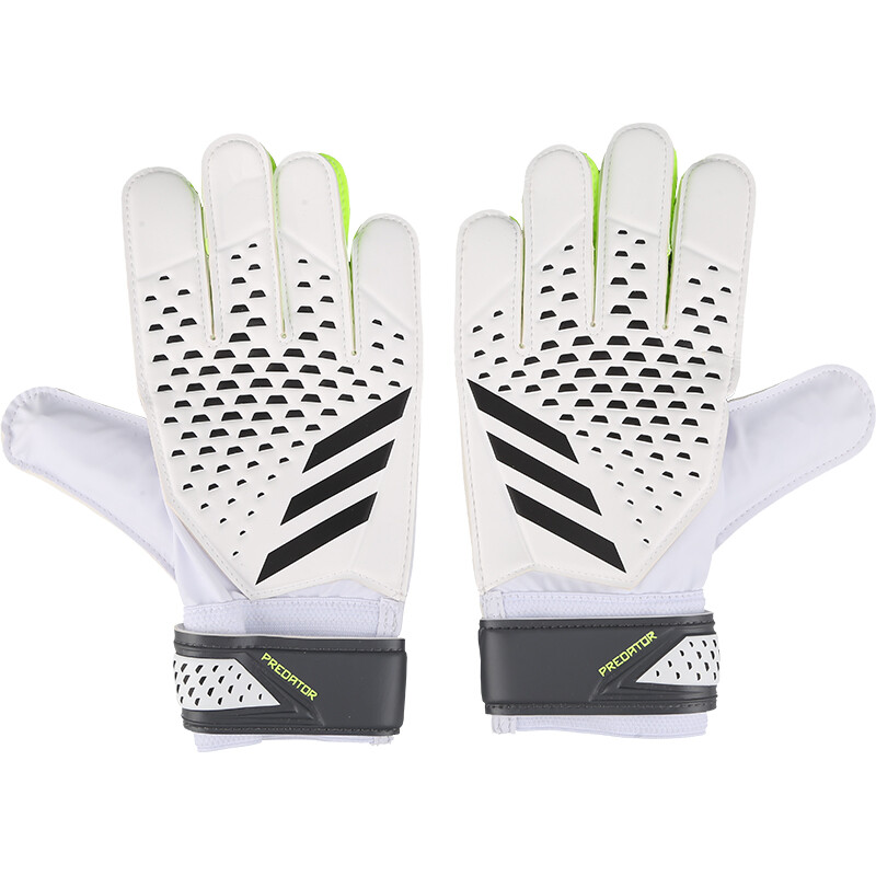 

Перчатки вратаря Adidas