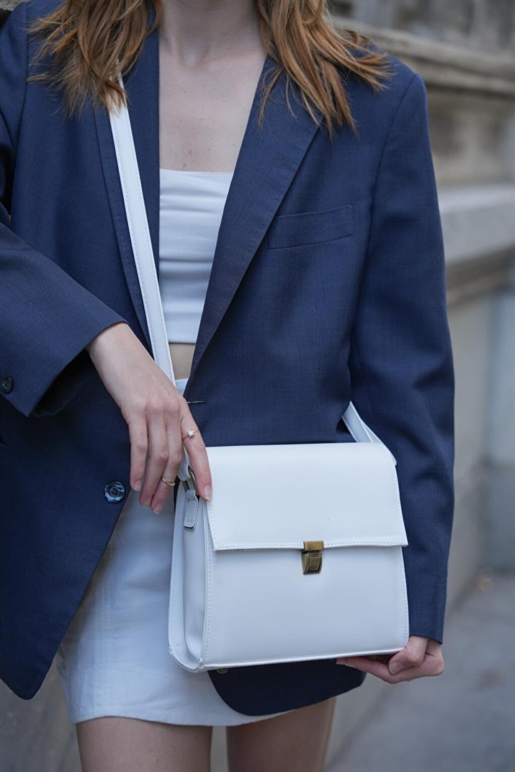 Белая женская дизайнерская винтажная сумка MADAMRA