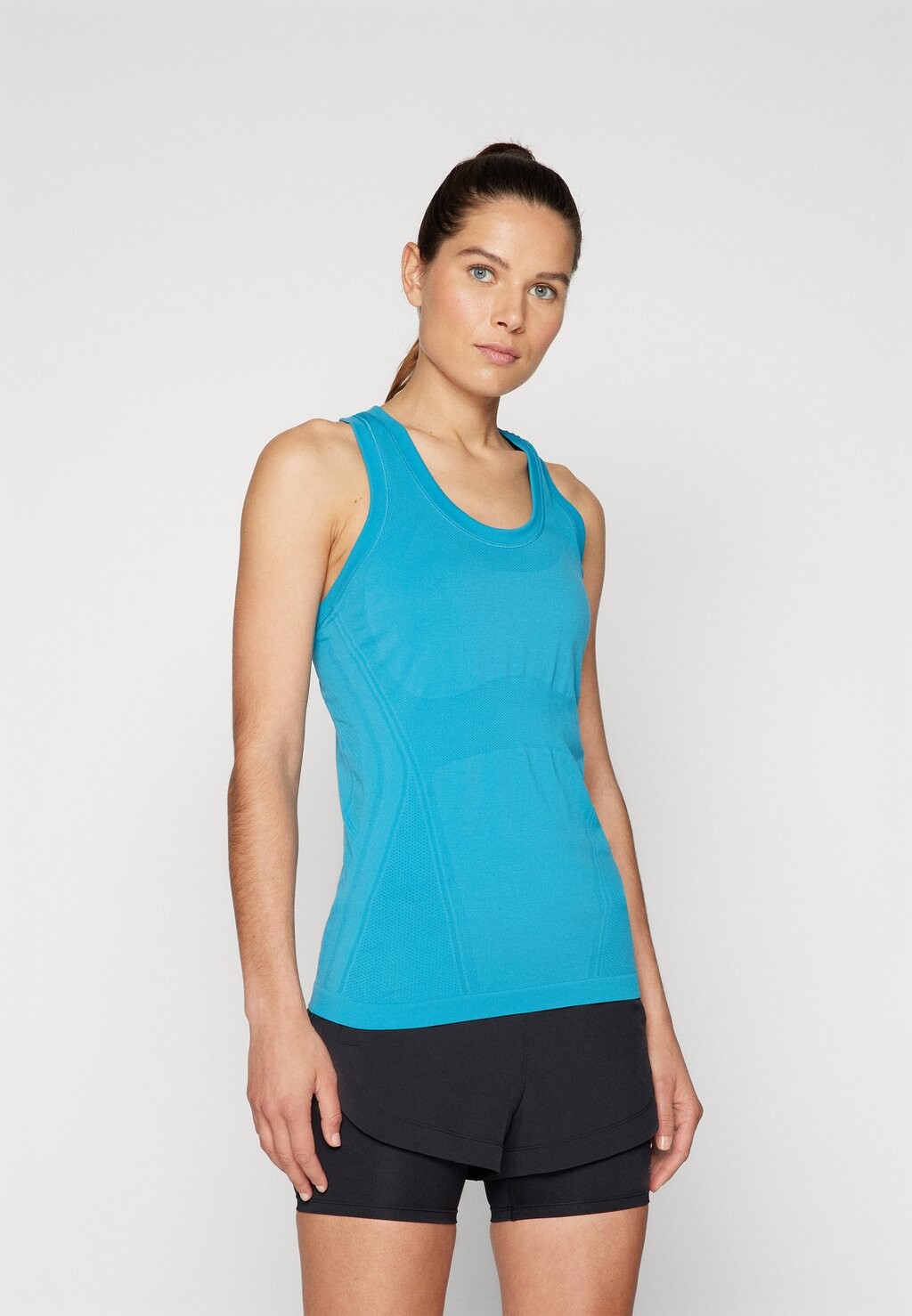 Топ MOMENTUM SEAMLESS TANK Athleta, цвет pinyon blue