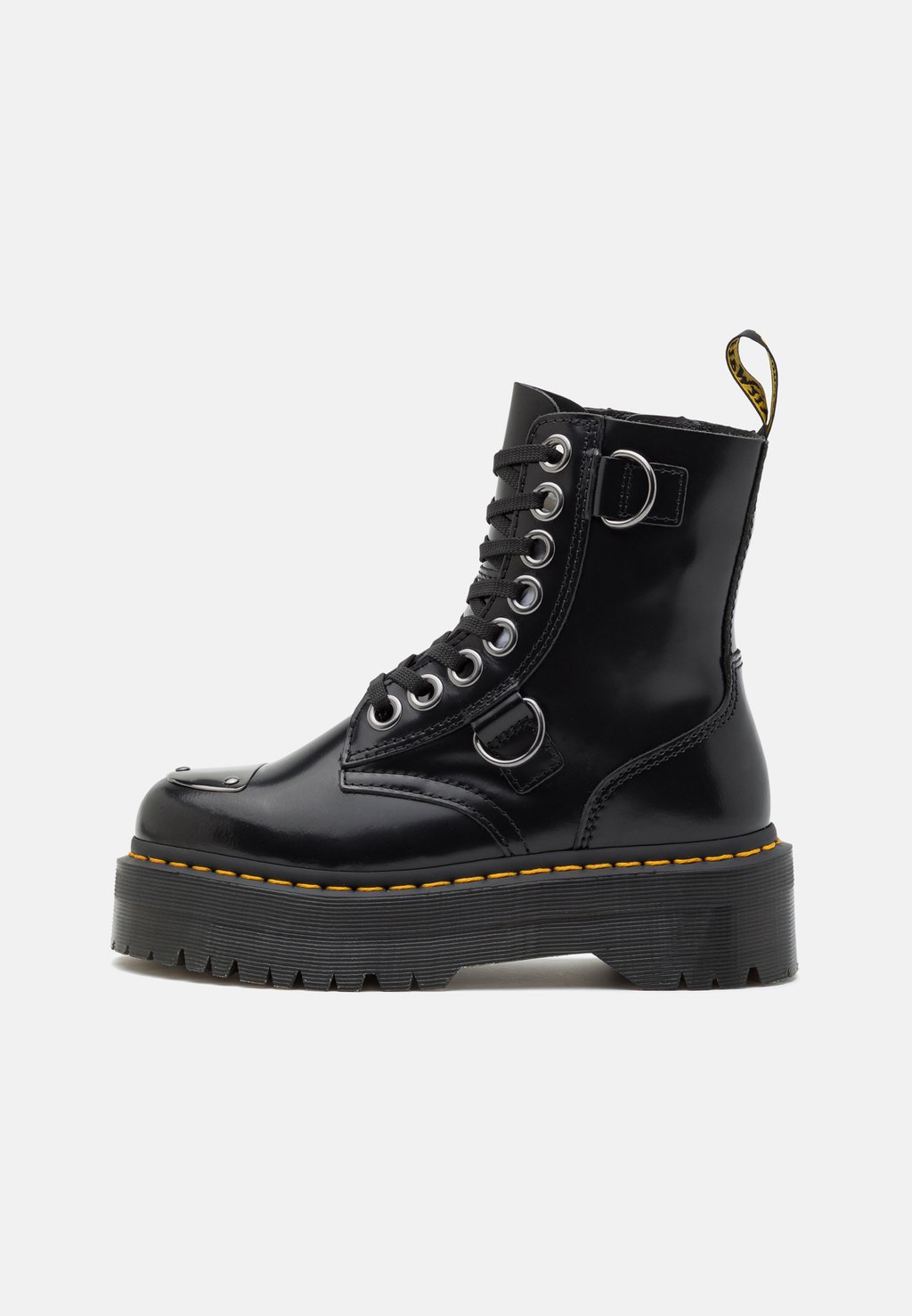 

Ботильоны на платформе Dr. Martens