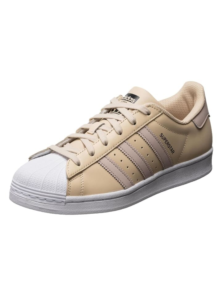 

Кроссовки на шнуровке adidas, цвет sand strata/taupe/black