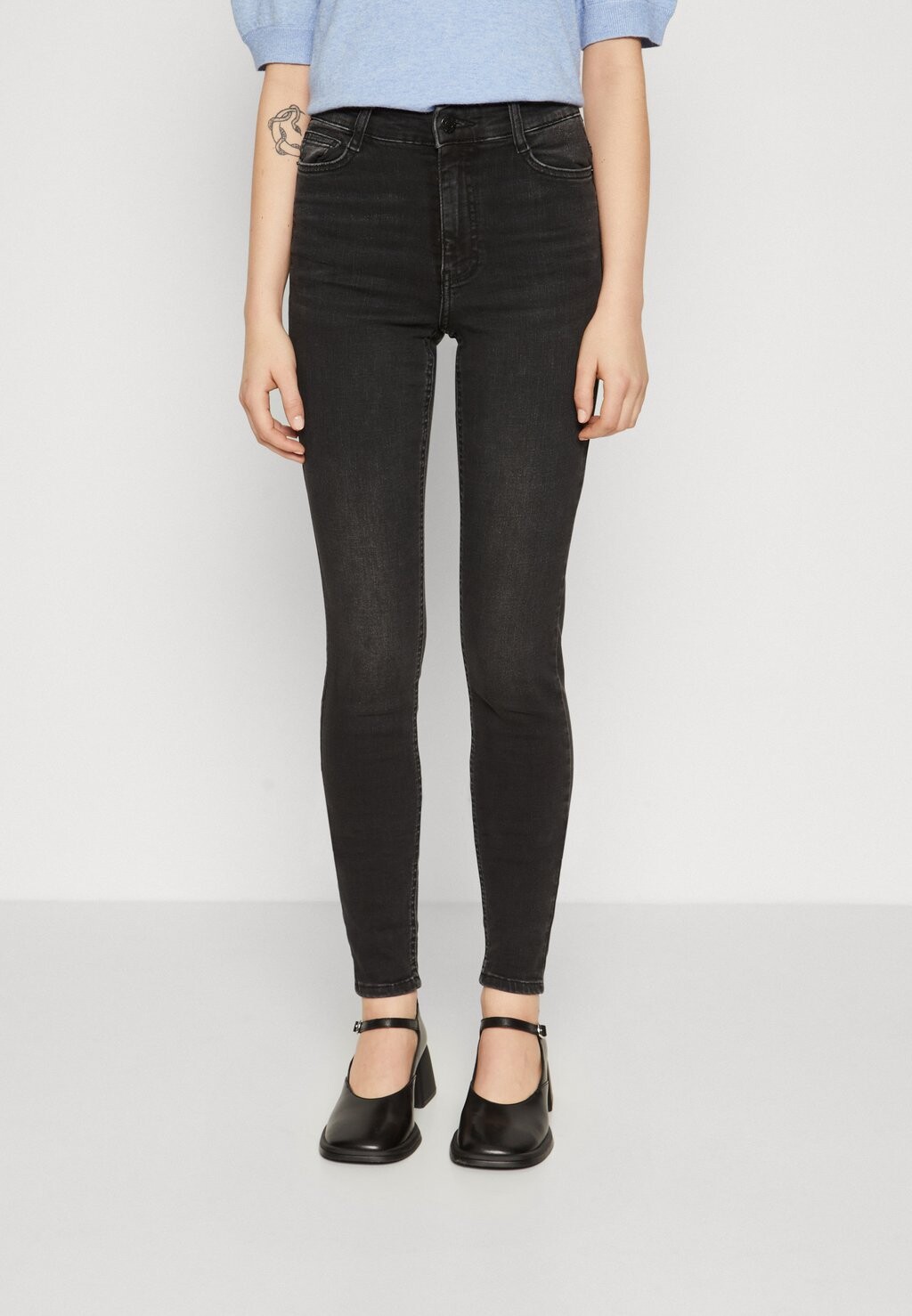 

Джинсы Skinny Fit Noisy May NMSATTY, цвет medium grey denim