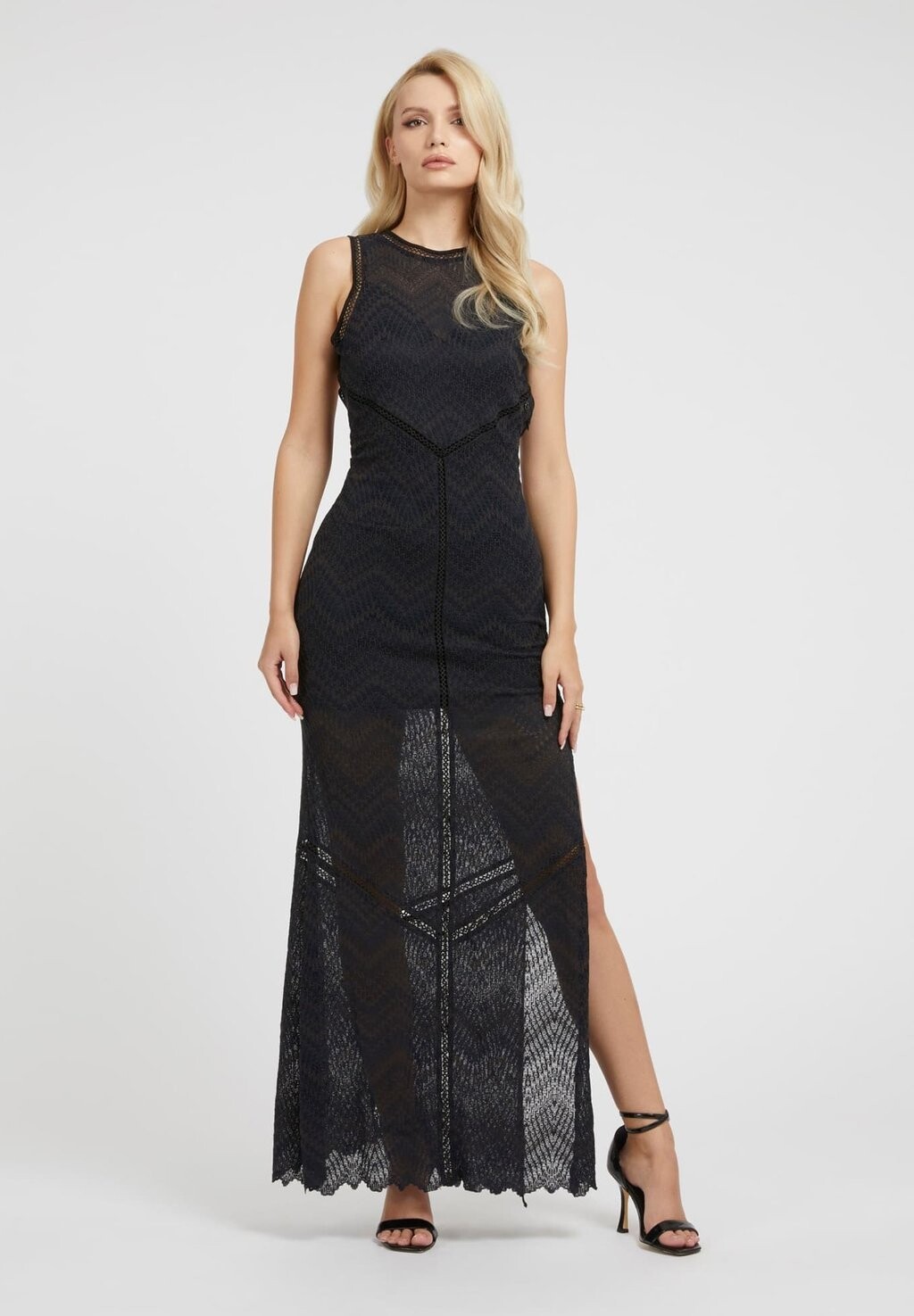 

Длинное платье Guess