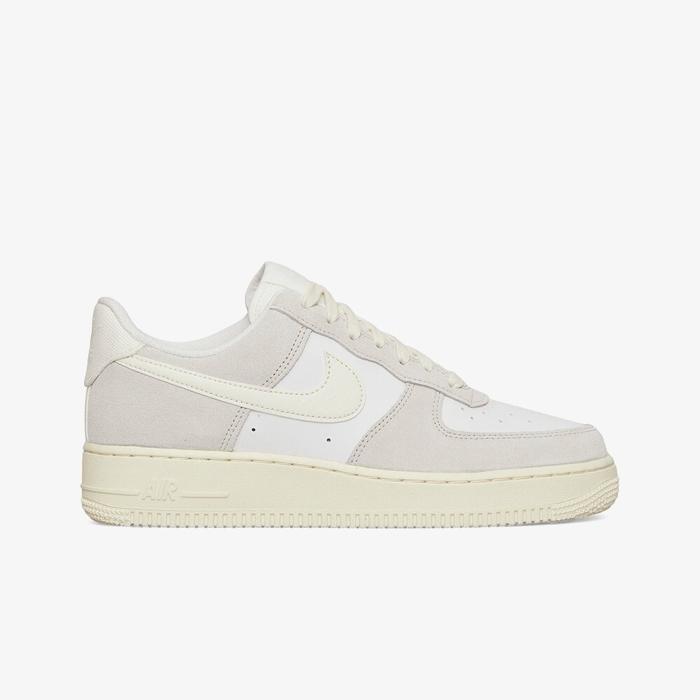 

Кроссовки Air Force 1 LV8 'Platinum Tint' Nike, мультиколор