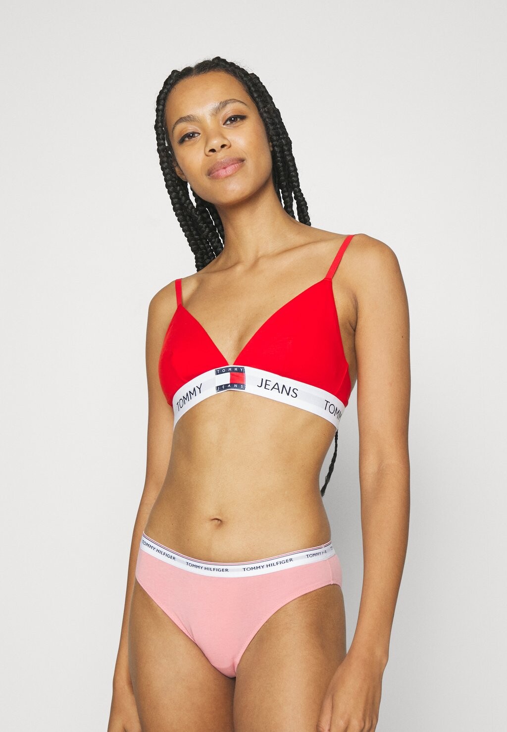 

Бюстгальтер с треугольными чашечками Tommy Jeans PADDED, темно-малиновый