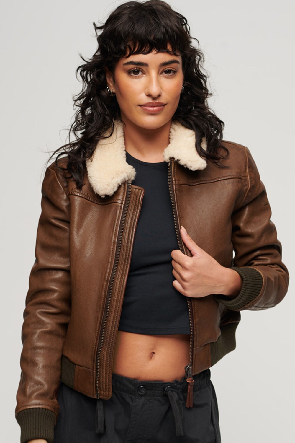 

Кожаная куртка с воротником из искусственной овчины Superdry, коричневый