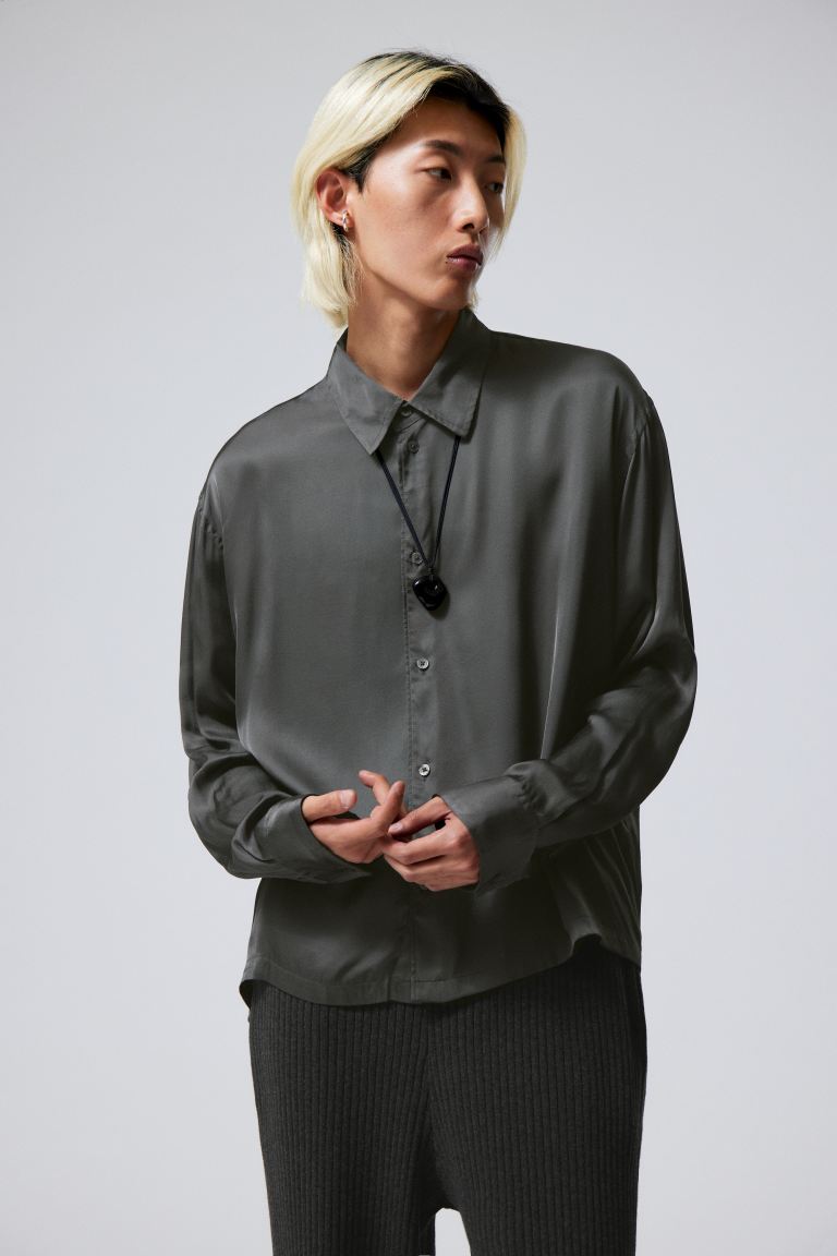 Блестящая рубашка свободного кроя свободного кроя H&M, серый худи свободного кроя h