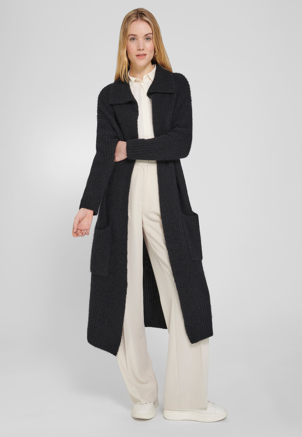 

Толстовка St.Emile Strickjacke Alpaca, черный