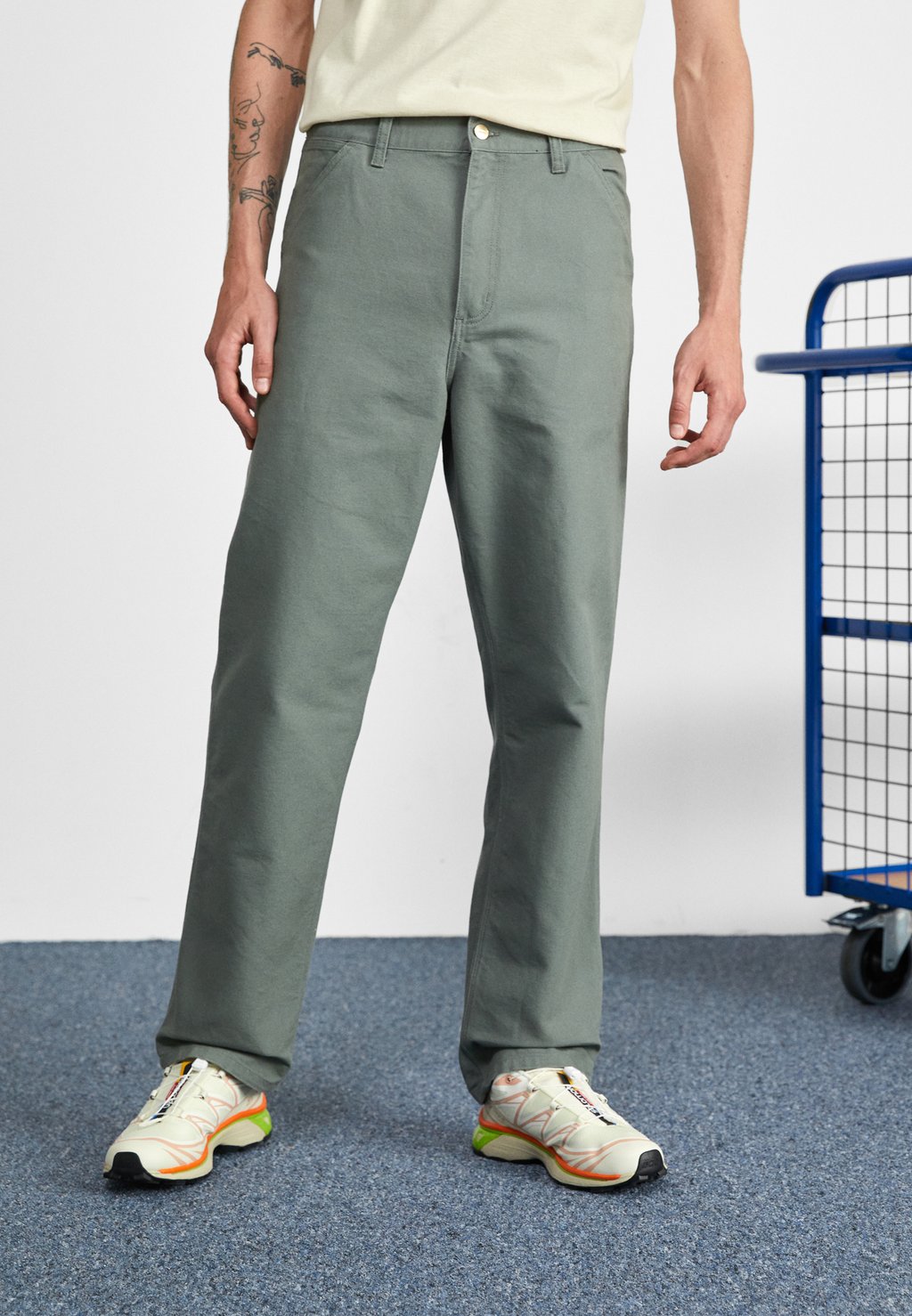 

Брюки SINGLE KNEE PANT Carhartt WIP, цвет smoke green rinsed