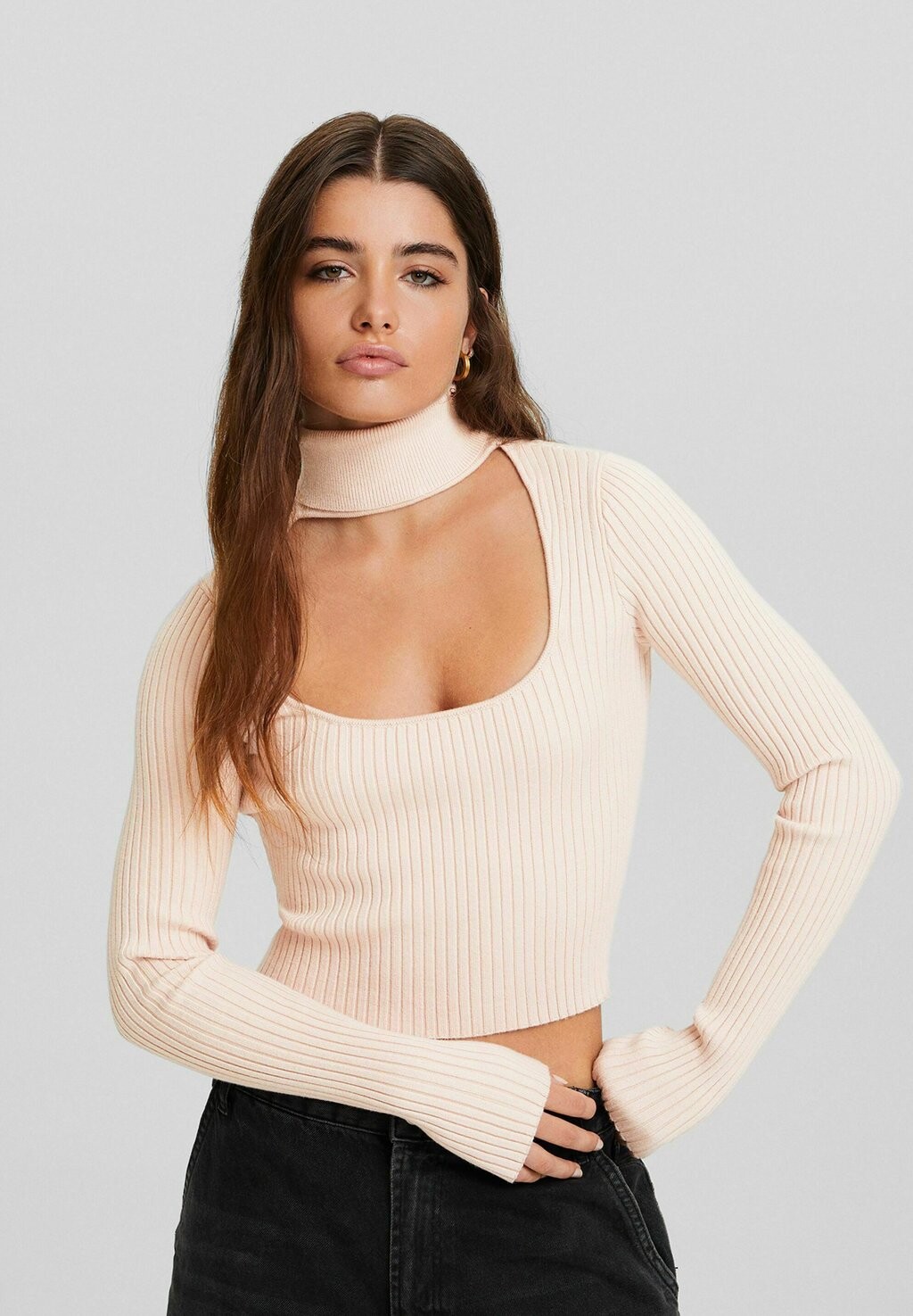 

Свитер Choker Neck Bershka, цвет light pink