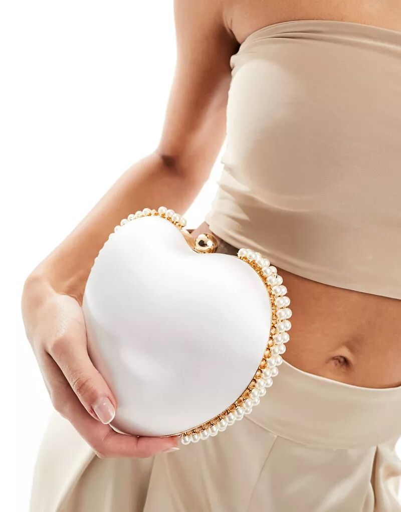 Атласно-белый клатч в форме сердца с жемчугом True Decadence