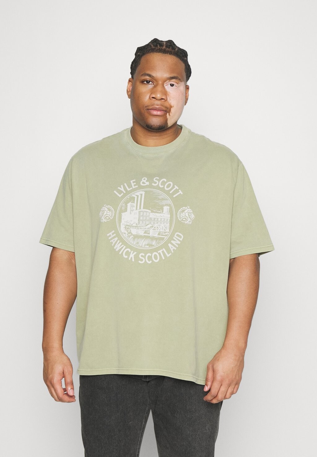 

Футболка с принтом Lyle & Scott, бежевый