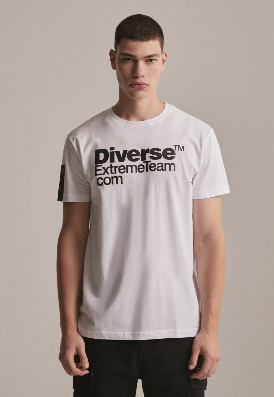 

Футболка с принтом Diverse, белый