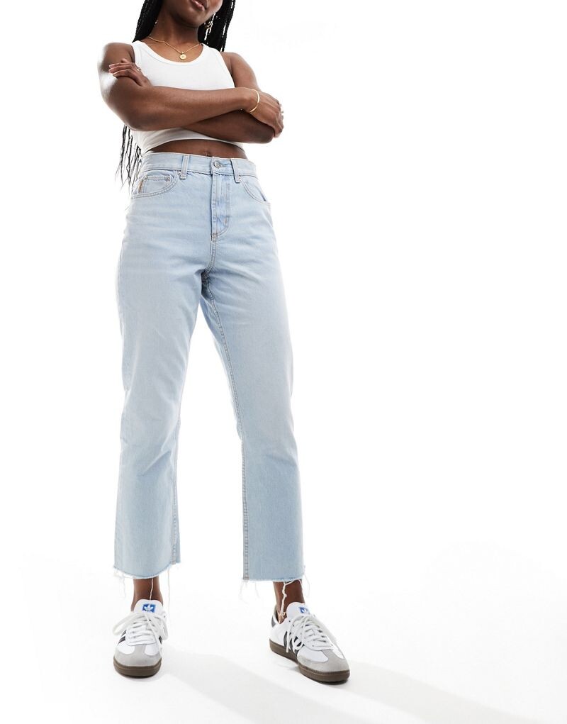 

Белые укороченные прямые джинсы в стиле 90-х ASOS DESIGN