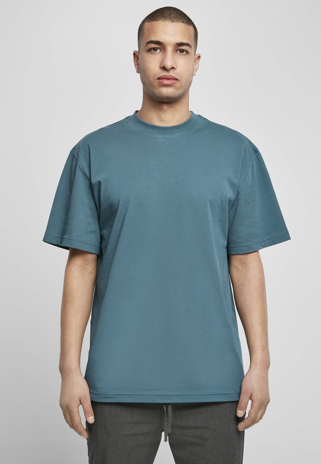 Базовая футболка TALL Urban Classics, бирюзовый