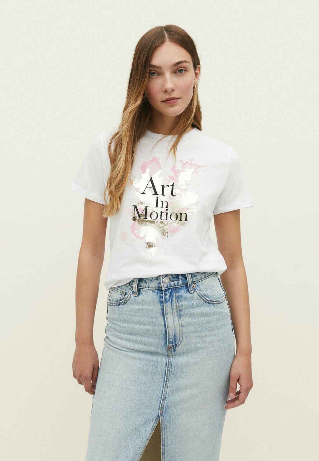 

Футболка с принтом Stradivarius