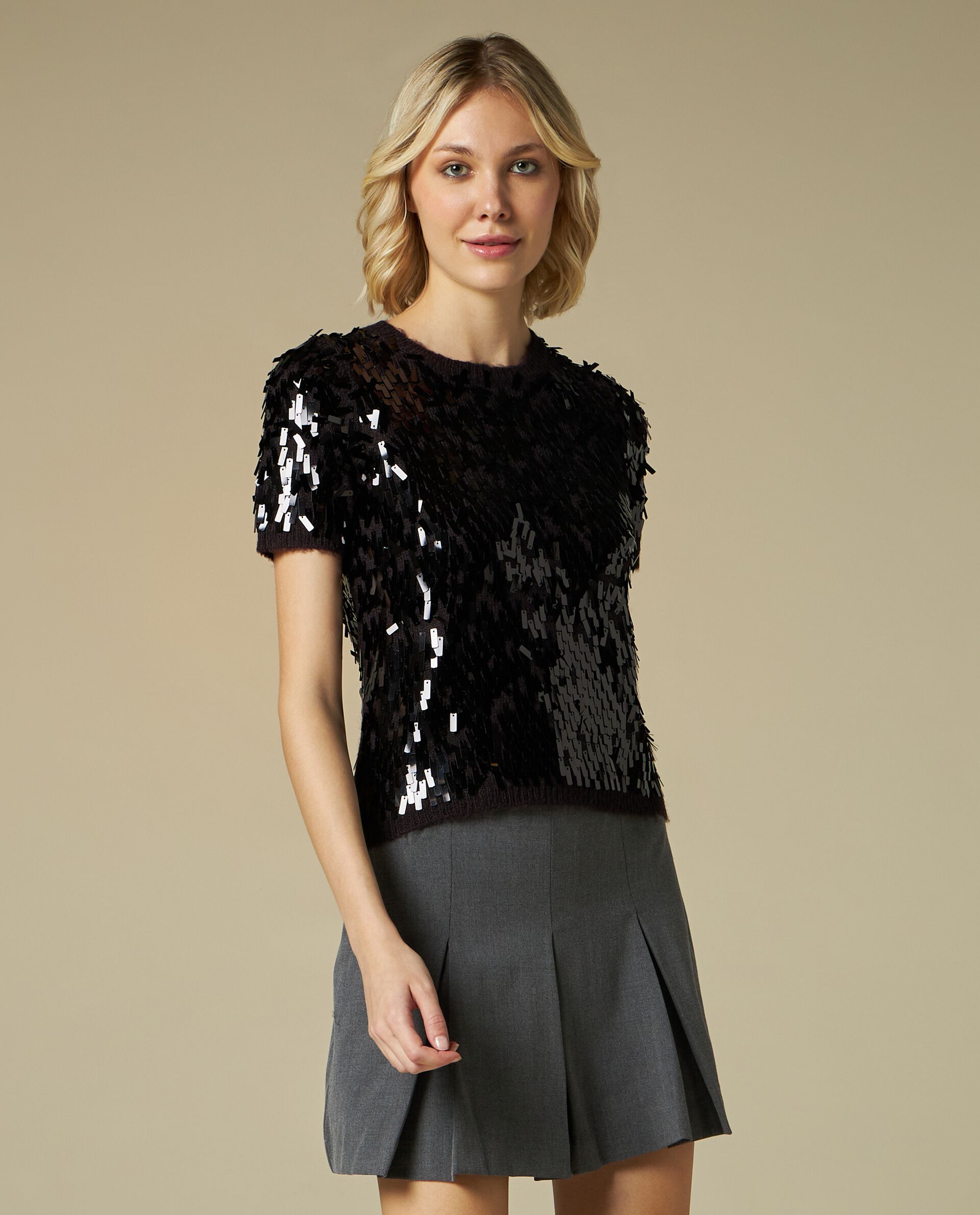 Женская блузка с пайетками NICE&CHIC, черный цена и фото