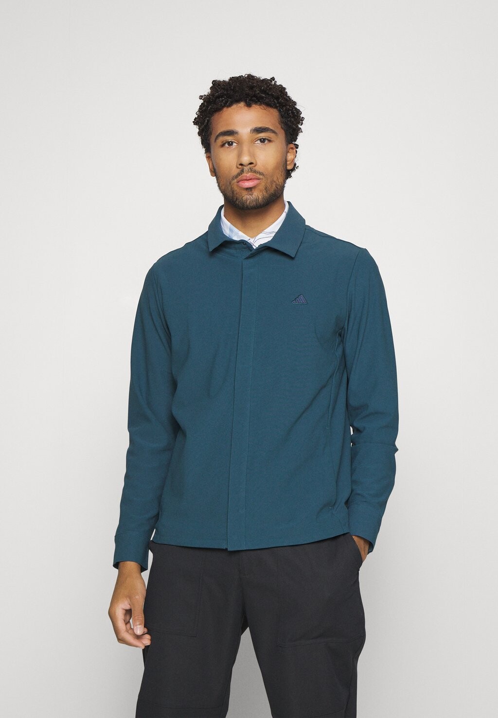 

Спортивная куртка Go To Chor adidas Golf, цвет arctic night