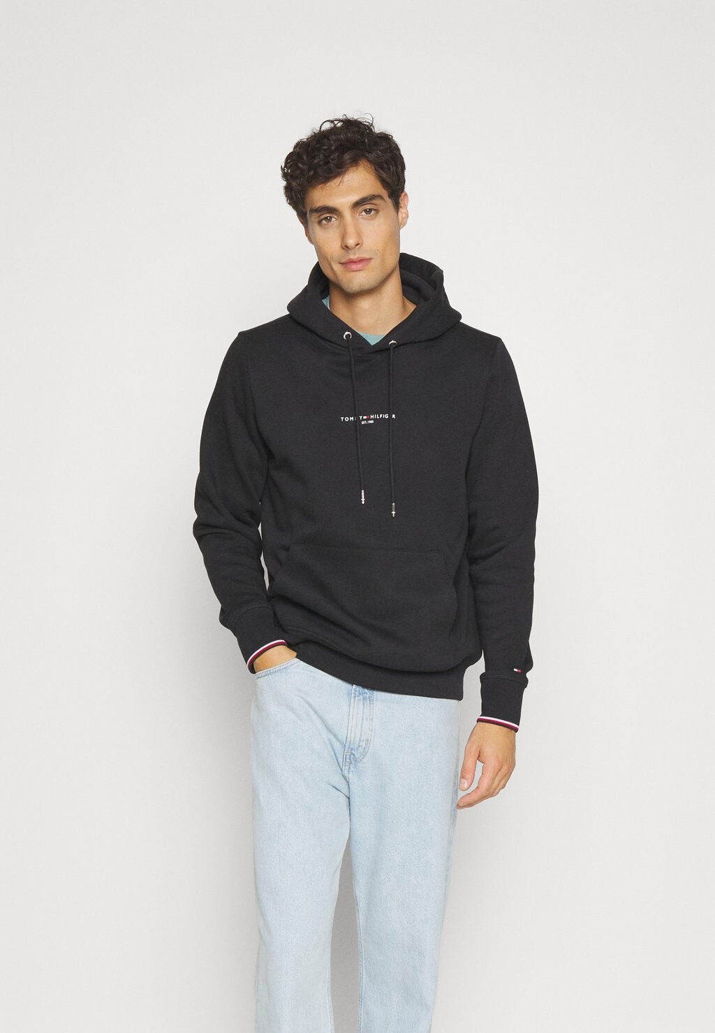 

Толстовка Tommy Hilfiger TIPPED HOODY LOGO, черный