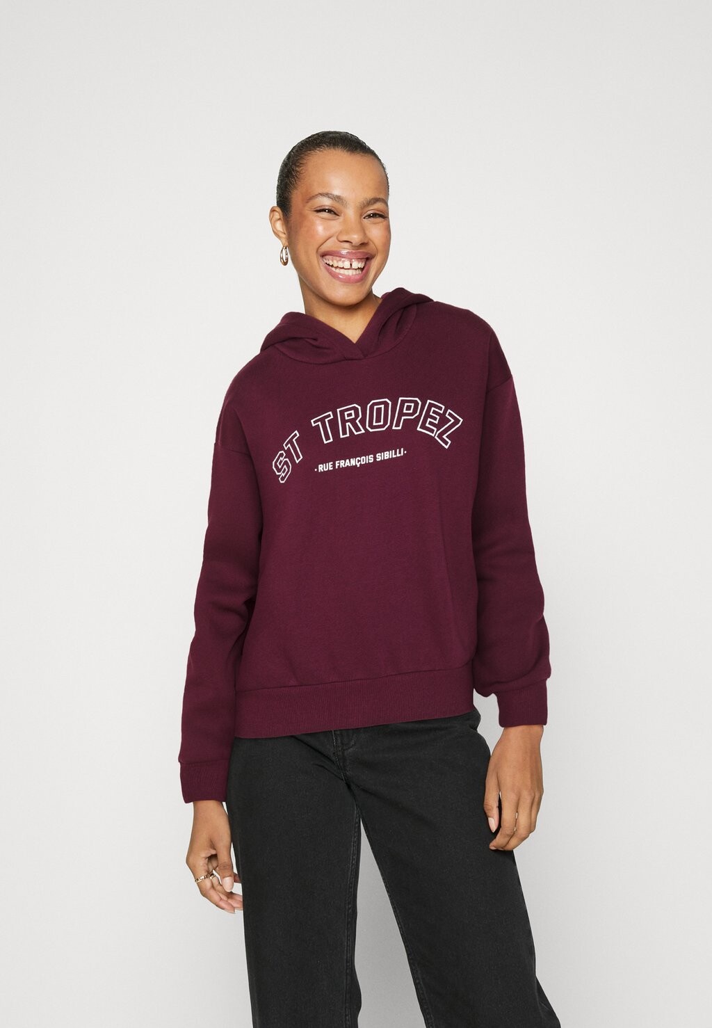 

Толстовка с капюшоном Gina Tricot, красный