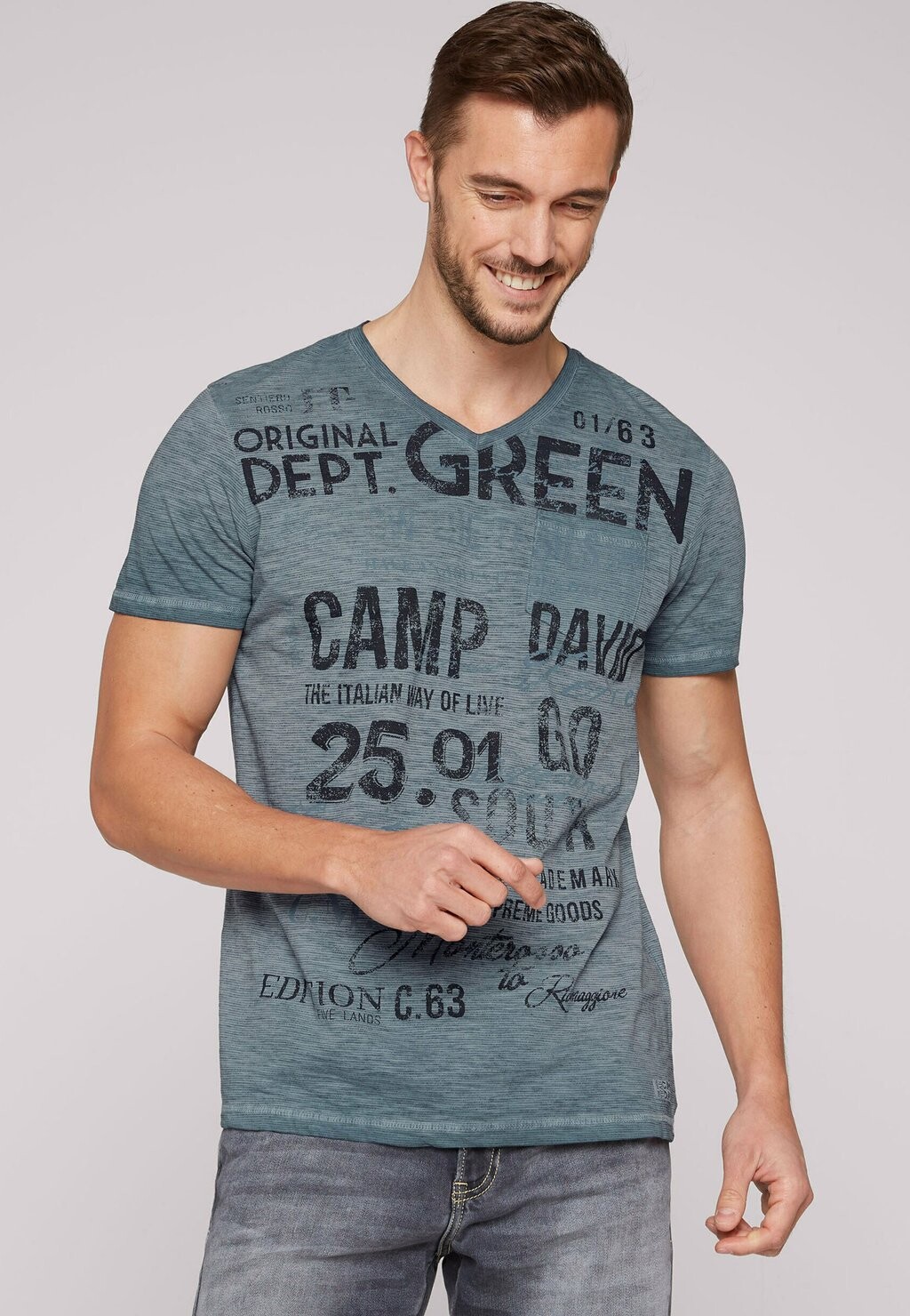

Футболка с принтом STREIFEN MIT V NECK UND USED PRINT Camp David, цвет steel blue