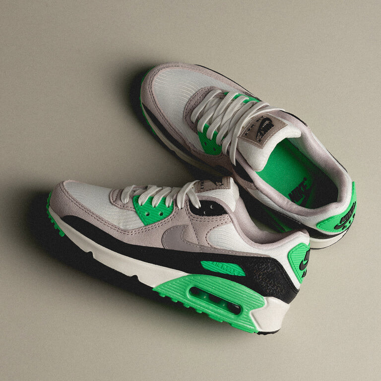 

Кроссовки Wmns Air Max 90 Nike, фиолетовый
