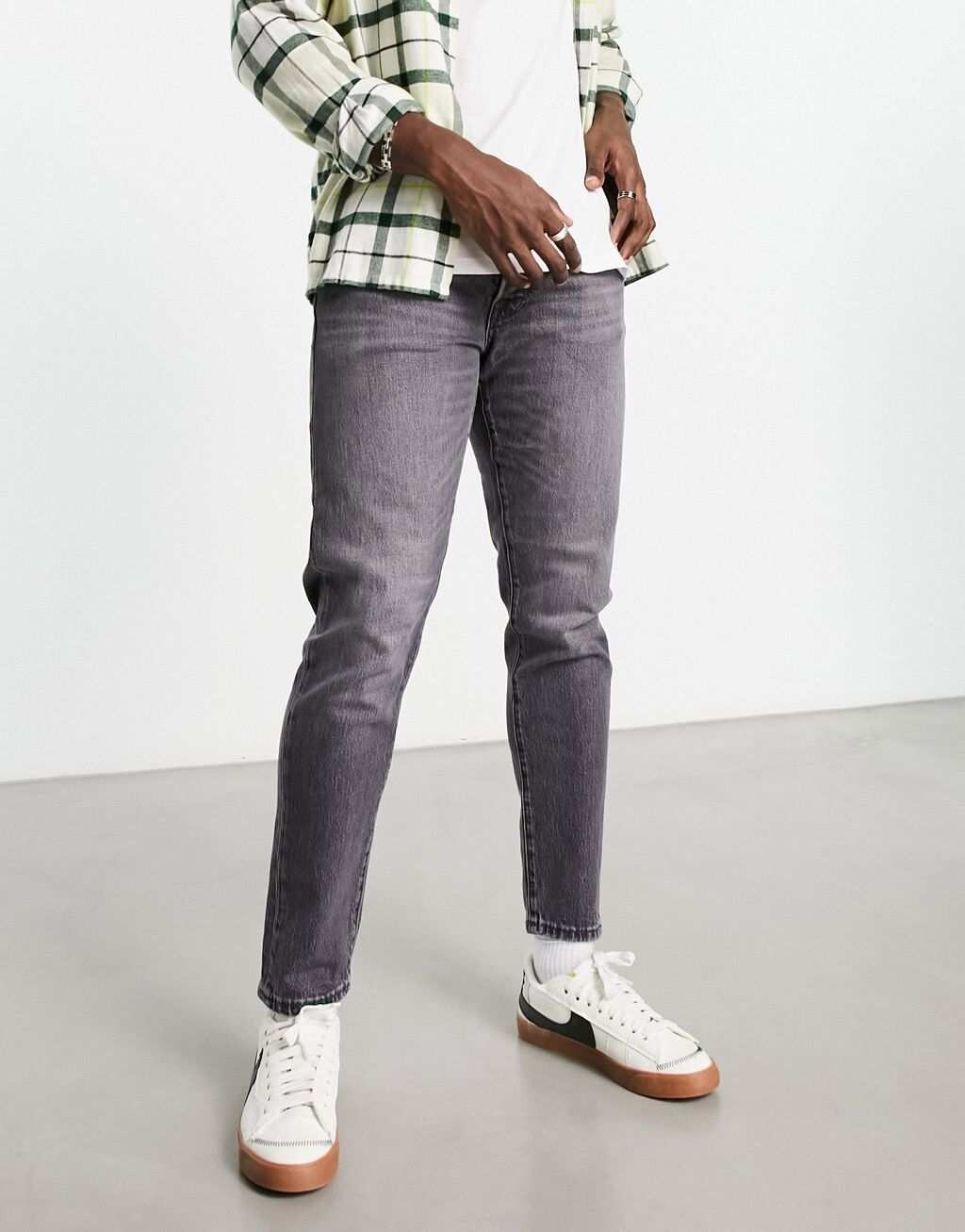 

Серые зауженные джинсы Selected Homme Toby