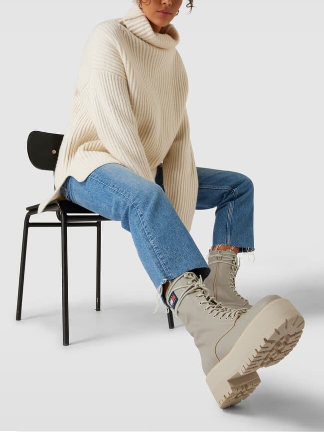 

Кожаные ботинки на шнуровке и подошве на платформе Tommy Jeans, бежевый