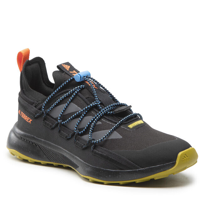 

Трекинговые ботинки adidas TerrexVoyager, черный