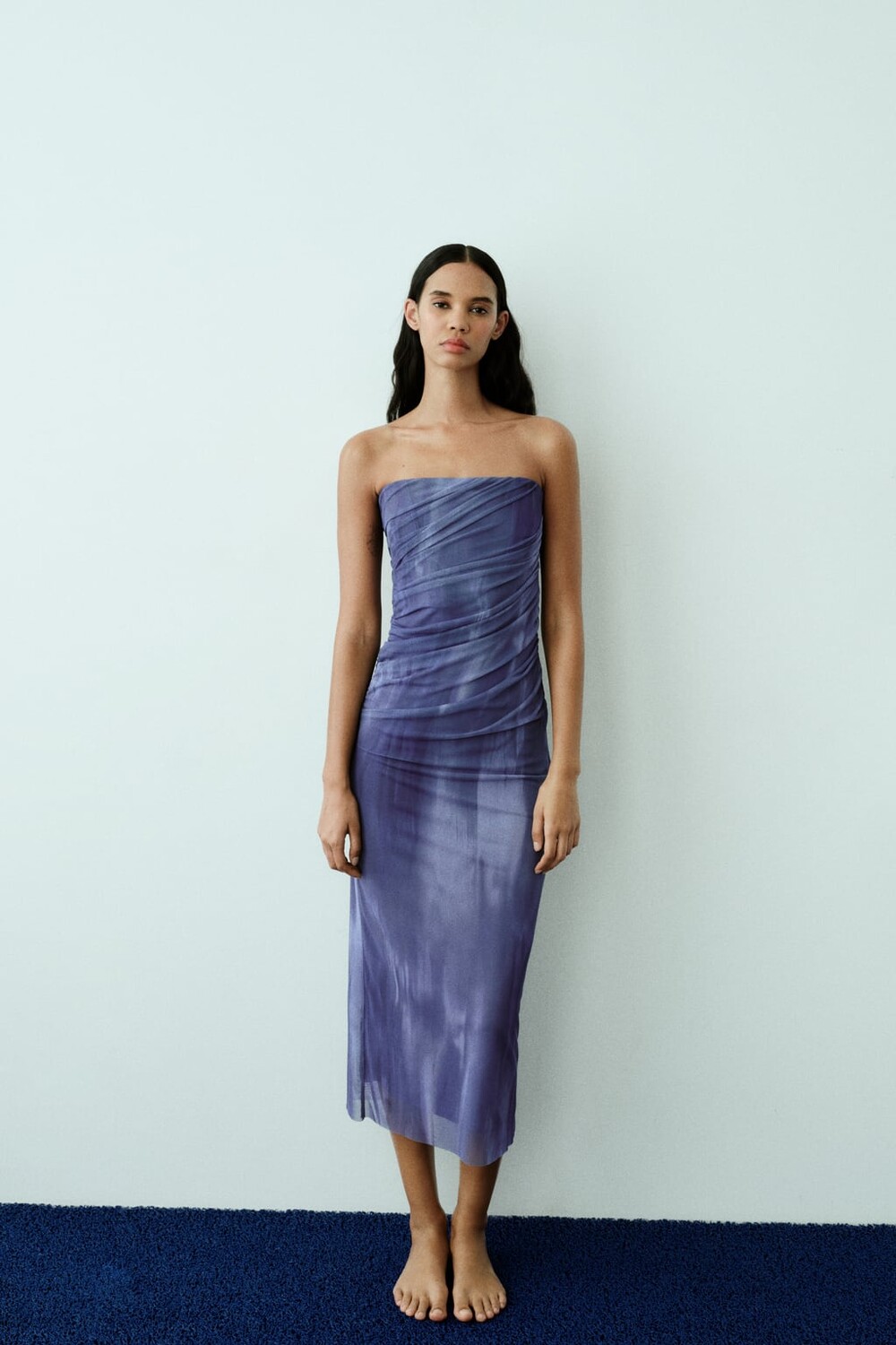 

Платье без бреточек с принтом tie dye из тюля ZARA, синий