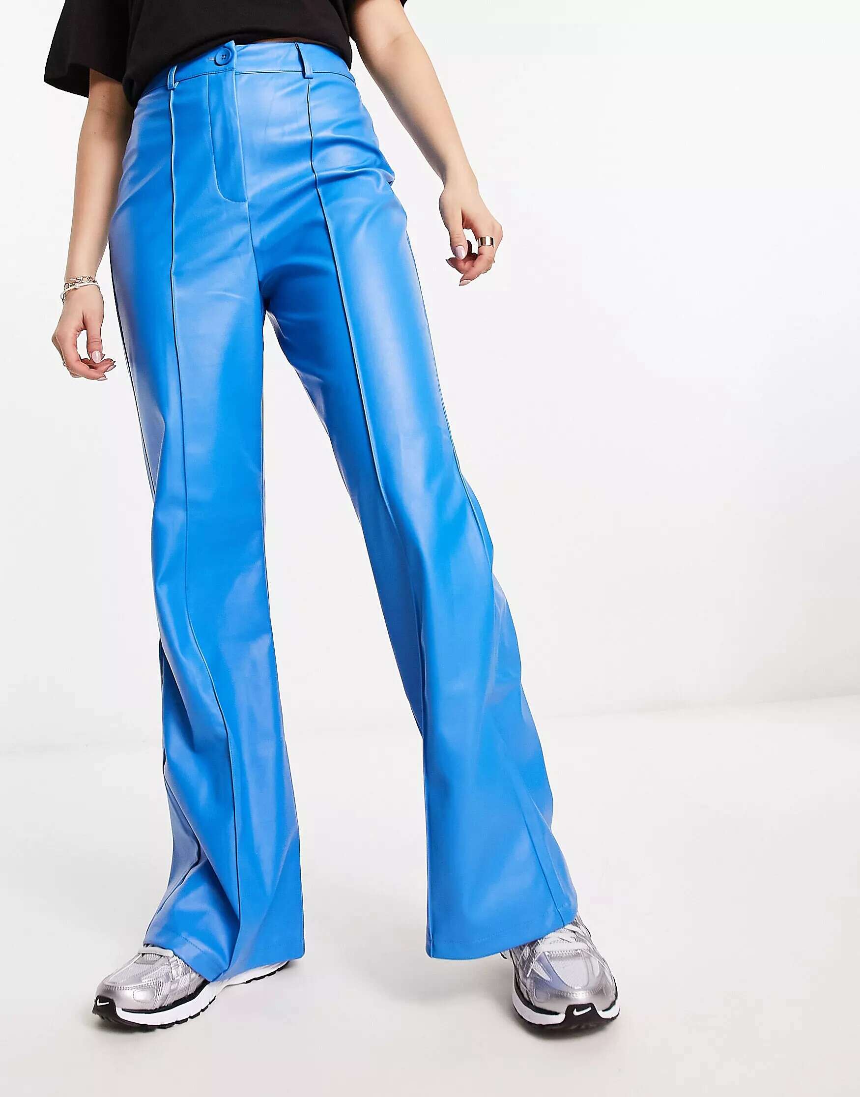 Кобальтово-синие широкие брюки из искусственной кожи Urban Threads широкие брюки с защипами zara хаки