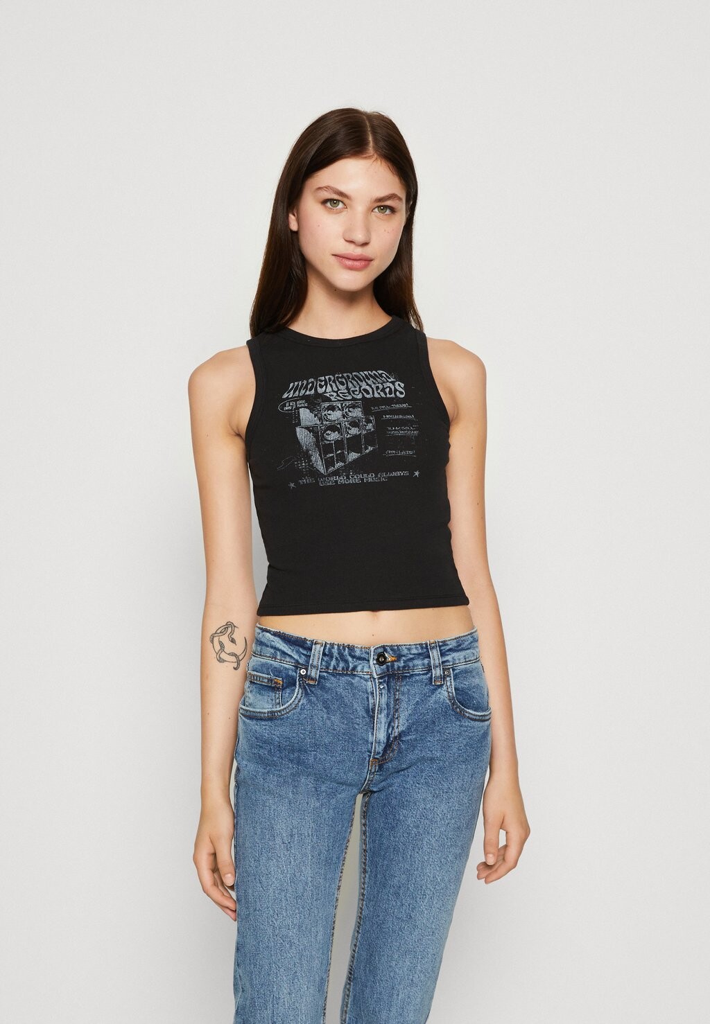 

Топ Hollister Co., черный