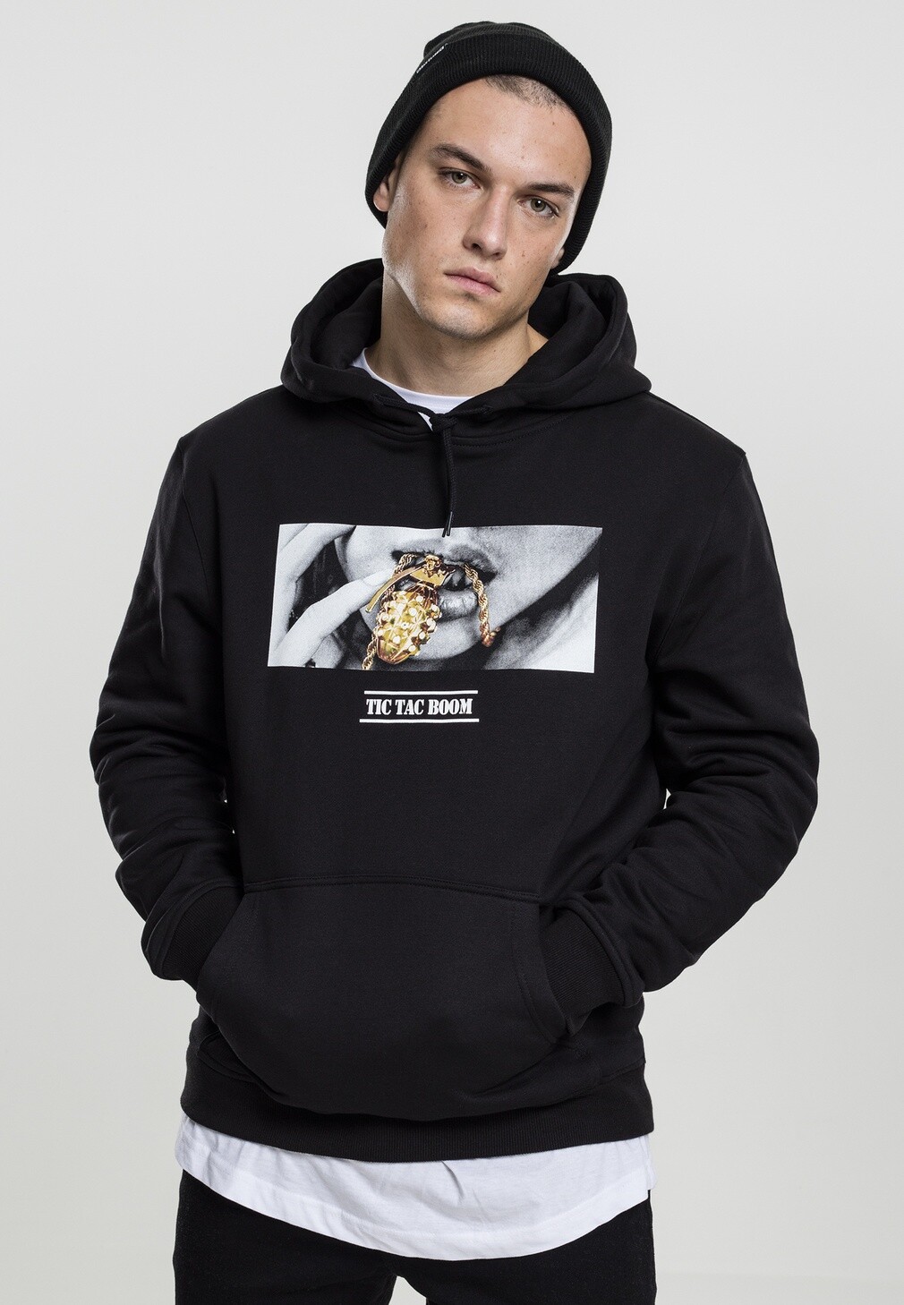 

Толстовка Mister Tee Hoodie, черный