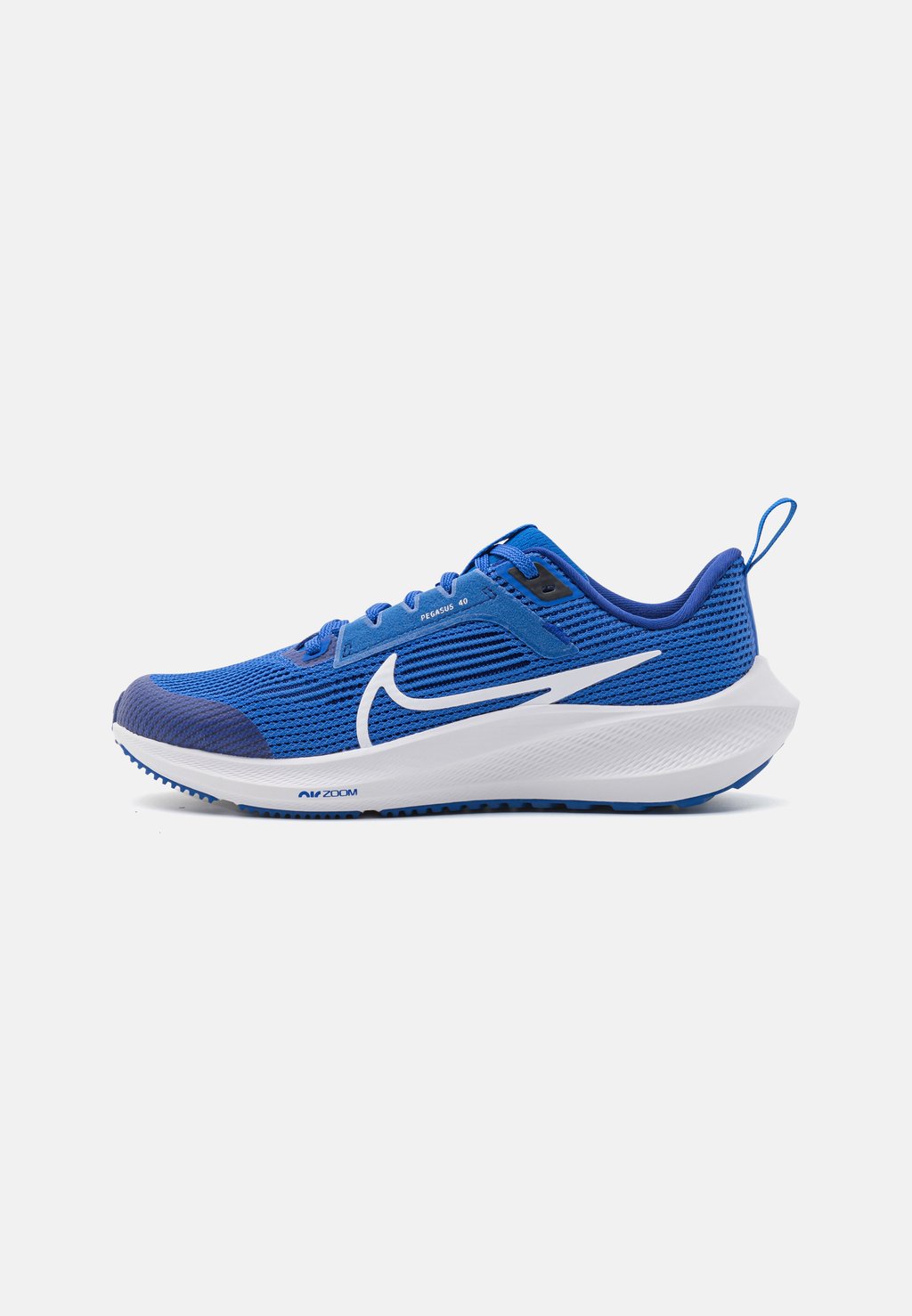 Кроссовки для стабилизирующего бега AIR ZOOM PEGASUS 40 UNISEX Nike, цвет game royal/white/deep royal blue цена и фото