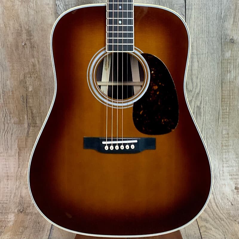 

Акустическая гитара Martin D-35 Ambertone w/case