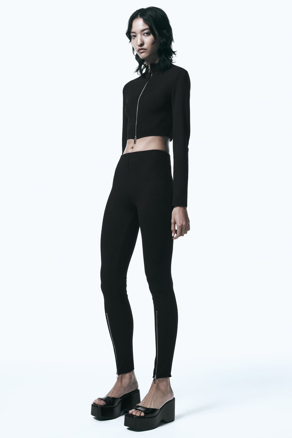 

Леггинсы эластичной вязки на молнии ZARA, черный